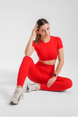 Dikişsiz Push-up Toparlayıcı Kısa Kollu Kırmızı Renk Spor Takım