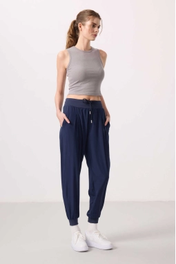 Cepli Standart Kalıp Cepli  Kadın Pantolon İndigo