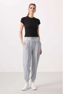 Cepli Standart Kalıp Polyester Taş Renk Kadın Pantolon