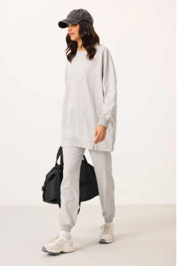 O Yaka Basic Oversize Kadın Gri Melanj Eşofman Tunik Takım