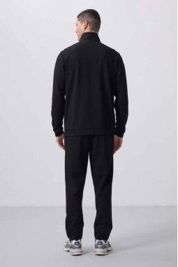 Femora Yüzeyi Dokulu Rahat Form Erkek Eşofman Takım Siyah