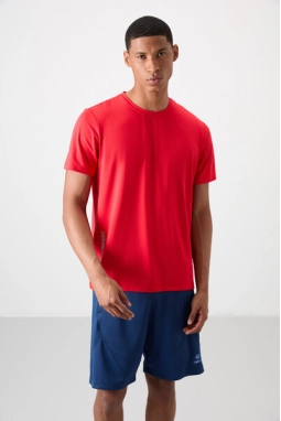 Femora O Yaka Standart Kalıp Aktif Spor Erkek T-Shirt