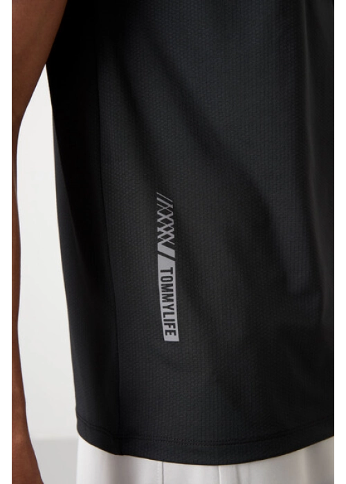 Femora Erkek Aktif Spor T-Shirt | Nefes Alan, Hızlı Kuruyan Koşu & Fitness Tişörtü - Siyah