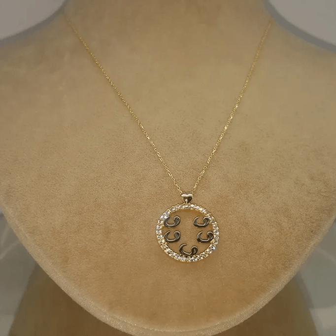 Beşli Vav Harfi Altın Kolye