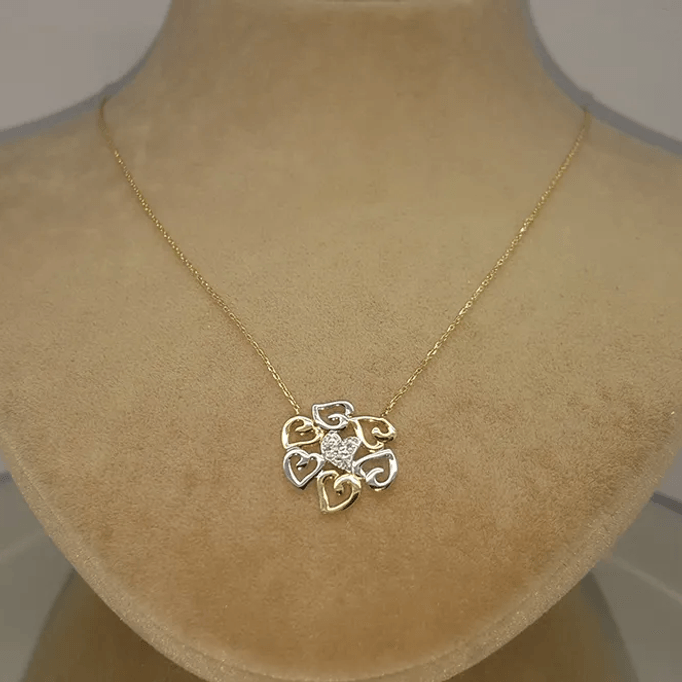 Kalp Yapraklı Çiçek Kolye