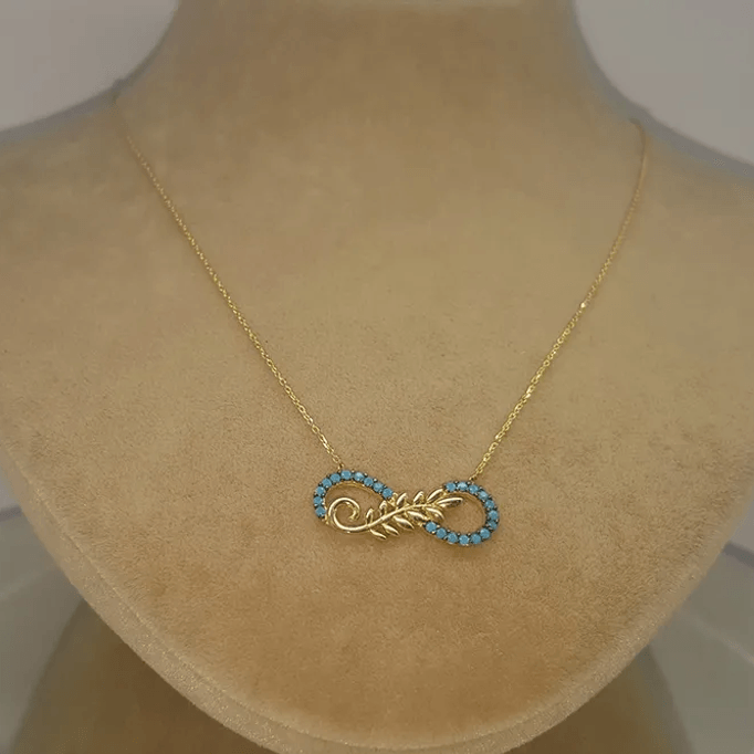 Yapraklar Sonsuzluk Kolyesi