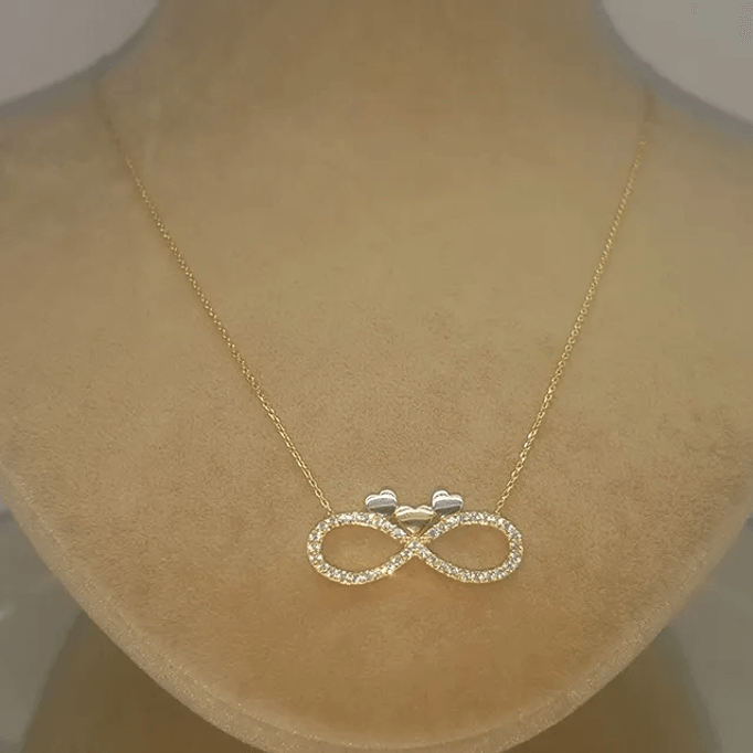 Sonsuzluk Üzerinde Kalpler Kolye