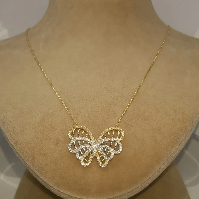 Kelebek Taşlı Altın Kolye