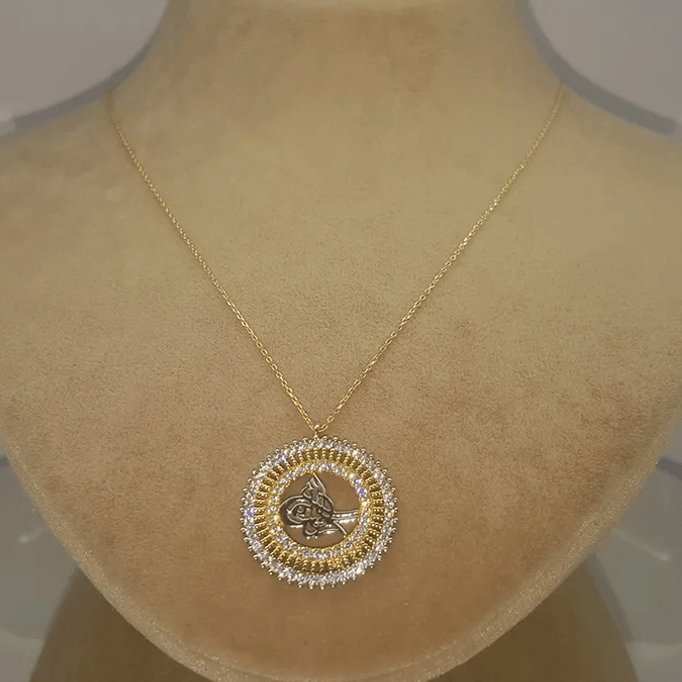 Tuğra Motifli Altın Kolye