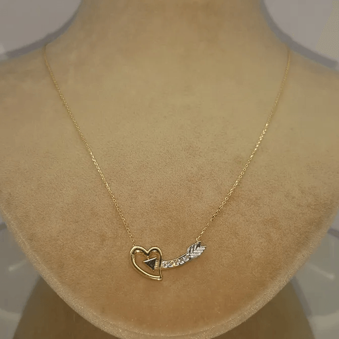 Kalbe Giden Ok Kolyesi