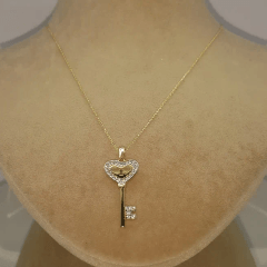 Anahtarlı Altın Kolye