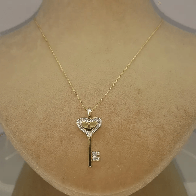 Anahtarlı Altın Kolye