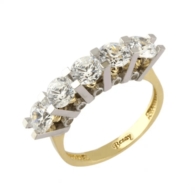 Beştaş Yüzük Beyaz Yuvarlak Altın Çerçeveli