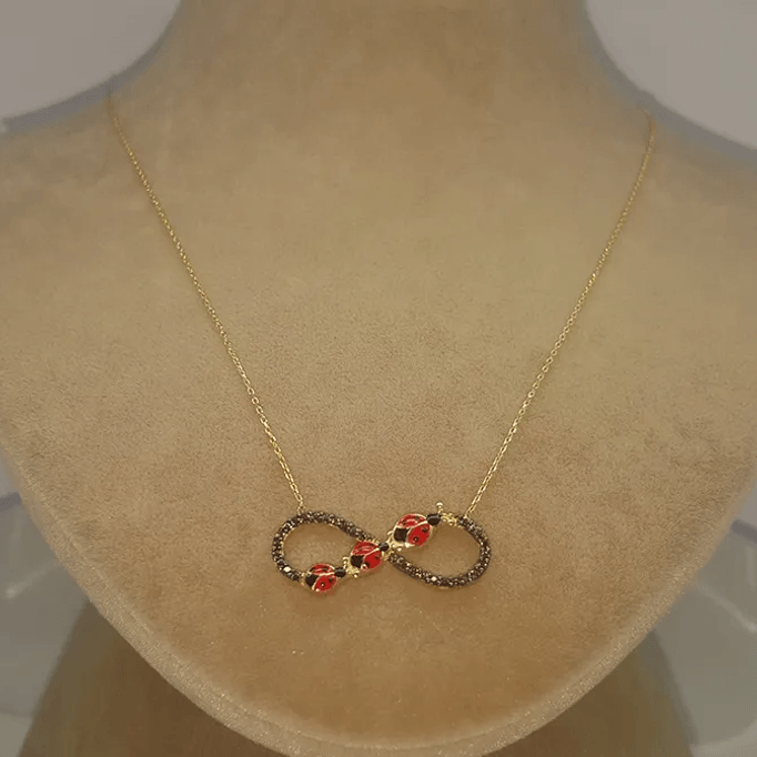 Uğur Böcekli Kahverengi Sonsuzluk Altın Kolye