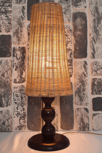 El yapımı Bambu Konik Abajur
