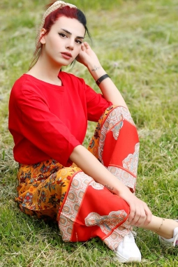 Desenli Bol Pantolon Hardalçiçekli 