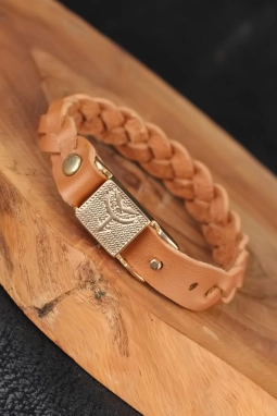 Kahverengi Örgü Model Metal Aksesuarlı Deri Erkek Bileklik