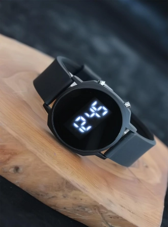 Siyah Metal Kasa Siyah Silikon Kordonlu Dijital Led Erkek Saati 