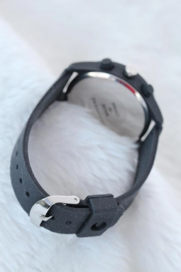 Silikon Kordonlu Bayan Kol Saati 