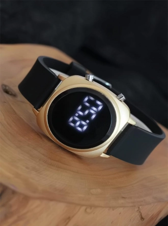 Gold Metal Kasa Siyah Silikon Kordonlu Dijital Led Erkek Kol Saati