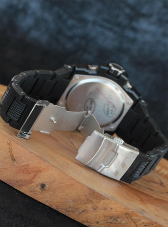 Silikon Kordonlu Erkek Saat